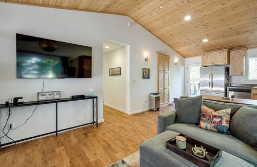 Twain Harte Cabina | Walk to Dtwn: Charming Family Cabin in Twain Harte