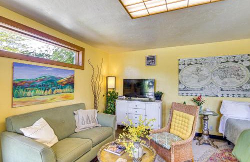 Livingston Apartamento | Walk to Dtwn Livingston Studio with Mtn Views!
