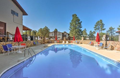 Ruidoso Apartamento | Walk to Dtwn Ruidoso Mtn-View Condo with Pool!