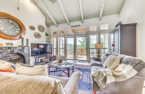 Ruidoso Apartamento | Walk to Dtwn Ruidoso Mtn-View Condo with Pool!