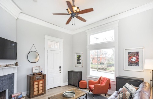 Five Points Apartamento | Walk to Five Points + 10 Minutes from Downtown!