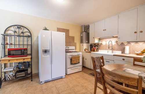 Tyrone Condominio | Camina hasta el centro histórico de Silver City 1017 N. Bennett St.