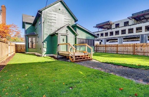 Independence Cabaña | Walk to Independence Theatre: Dtwn Retreat!