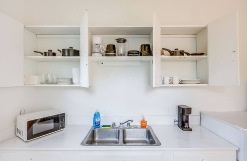 Riverside Condominio | Walk to King Street Eats! Condo in Jacksonville