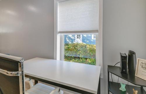 Norwich Casa | Walk to Main Street! Updated Norwich Home