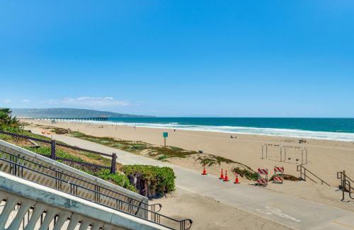 Sand Section Casa | Walk to Ocean Manhattan Beach Home with Deck