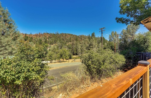 Lewiston Cabaña | Walk to River: Tranquil Home w/ Views in Lewiston