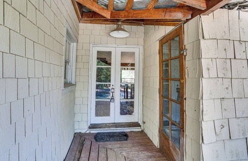 Lewiston Cabaña | Walk to River: Tranquil Home w/ Views in Lewiston