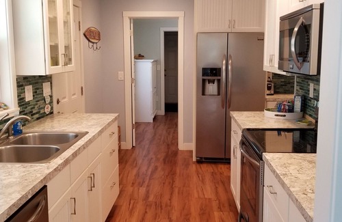 Rapid City Casa | Camina hacia el lago / banco de arena en menos de 2 minutos.