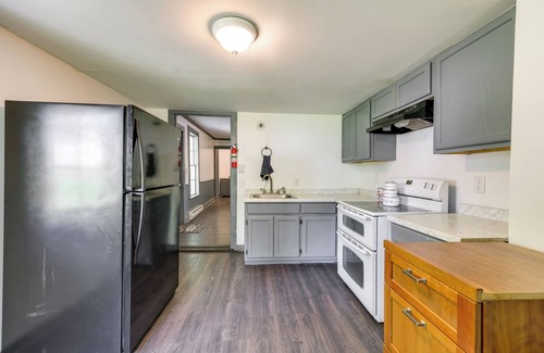 Bath Apartamento | Walk to Town: Bath Apt Near Keuka Lake Wine Trail
