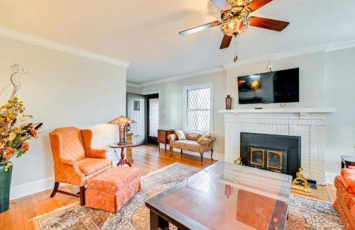 Lexington Casa | Walk to UK Campus Charming Home with Patio!