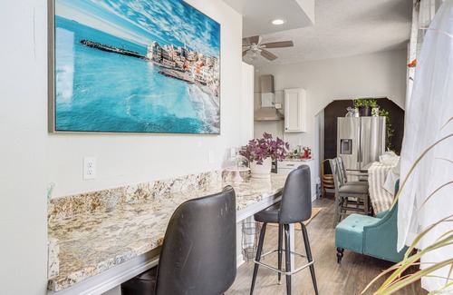 Newport Apartamento | Walkable Apt in York St Historic District