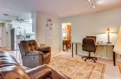 Historic District Casa | Walkable Historic District Gem: 2 Mi to Dtwn Ocala