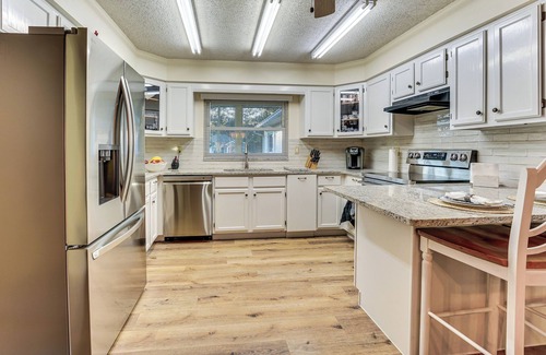 Historic District Casa | Walkable Historic District Gem: 2 Mi to Dtwn Ocala