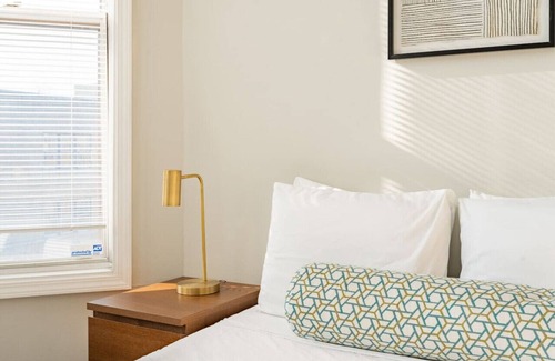 Sheffield and DePaul Apartamento | Walker's Paradise 1-Bedroom Apt in Lincoln Park