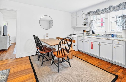 Danville Casa | Family-Friendly 3BR/1BA Schoolfield Cottage