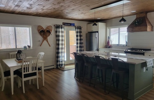 Thompsonville Casa | Walking distance to four-season ski and golf resort Crystal Mountain