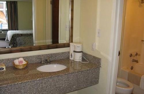 Lewisburg Hotel | Walking Horse Lodge