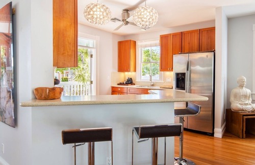 Midtown Casa | WALKING ON SUNSHINE ~ Exquisite 3 BR, 3 Ba Home w/ Heated Pool & Parking!