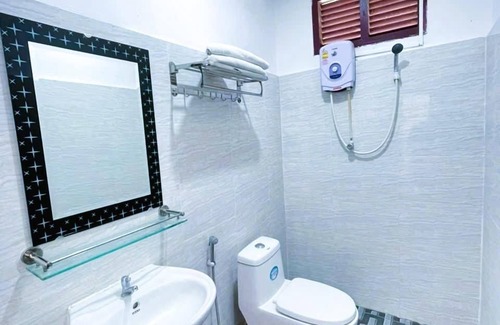 Vang Vieng Hotel | Walking Street Hotel