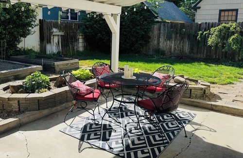 Walla Walla Casa | Walla Walla Wine Suite - Five minute walk to downtown!