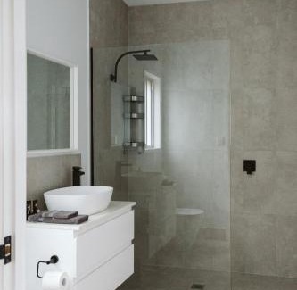 North Maleny Casa | Wallaby House at On Burgum Pond