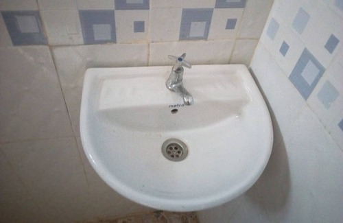 Mai Mahiu Hotel | Wambuku Hotel