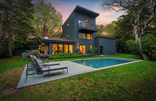 Bellport Casa | Wander Bellport Park