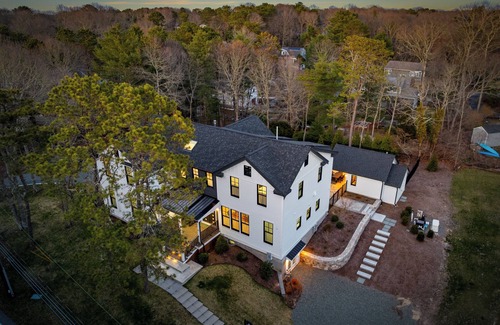 Centerville Casa | Wander Cape Cod Village