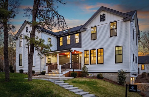 Centerville Casa | Wander Cape Cod Village