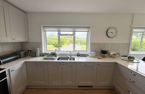 Winkleigh Cabaña | War Horse Valley Orchard View