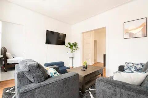 West New York Apartamento | Warm 3 BR for U Near Manhattan View, 15 Min to NYC