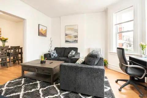 West New York Apartamento | Warm 3 BR for U Near Manhattan View, 15 Min to NYC