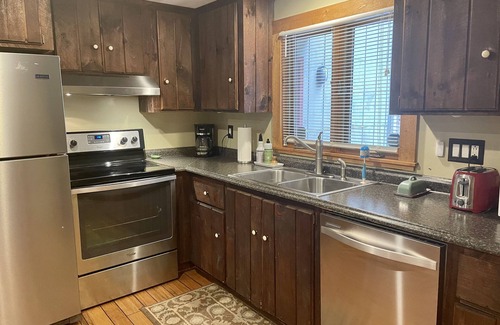 North Conway Condominio | Warm and Spacious Condo