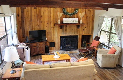 Burnsville Chalet De Esquí | Warm and Welcoming Chalet in Burnsville