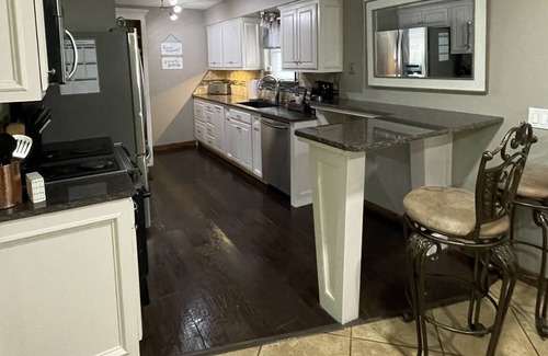 Wheatland Casa | Warm & inviting peaceful family home all ready for you to come relax and unwind.
