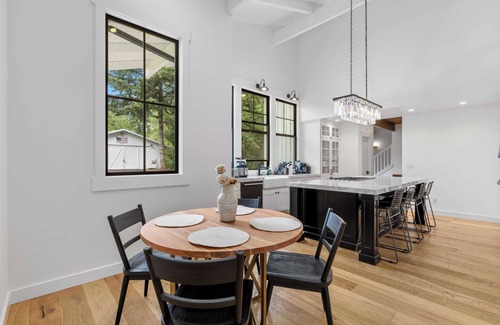 Union Hill-Novelty Hill Casa | Sophisticated Retreat in the Heart of Redmond – Nature & Luxury Combined #41901