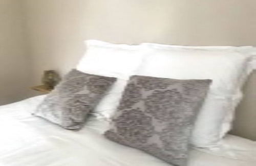 Argeliers Casa | Cálida bienvenida y amabilidad Cama y desayuno El colibrí azul