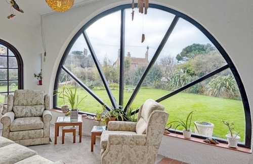 Selsey Cabaña | Warner Wood - Selsey - sleeps 15 guests in 5 bedrooms