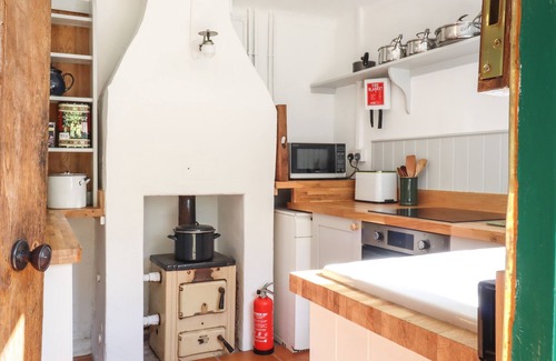 Bures Cabaña | Warren Cottage