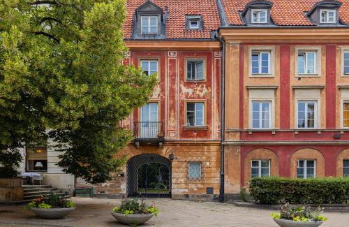 Nowe Miasto Apartamento | Warsaw New Town Square Apartment for 5 Guests by Noclegi Renters