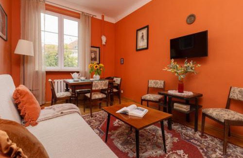 Nowe Miasto Apartamento | Warsaw New Town Square Apartment for 5 Guests by Noclegi Renters
