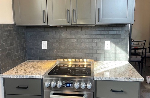 Waseca Casa | Waseca Haven: Your Modern, Renovated Furnished Retreat