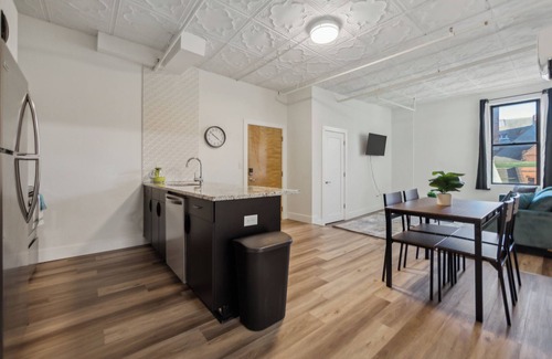 Albany Apartamento | Washington Lofts 303 Spacious 1 Bedroom 1 Bath