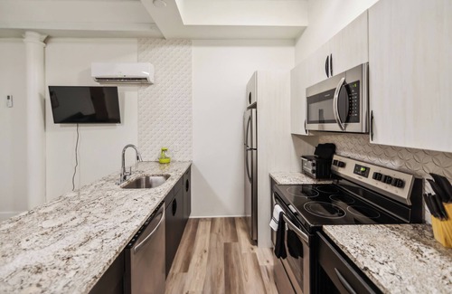Albany Apartamento | Washington Lofts 310 Spacious 1 Bedroom 1 Bath
