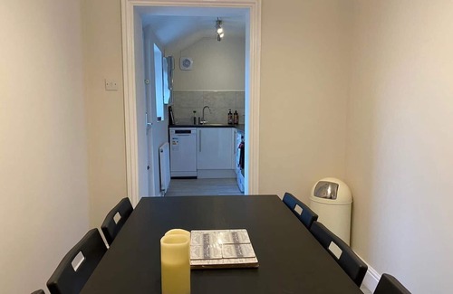 Washington Casa | Washington's Hidden Gem Amethyst 3 Bedroom House s
