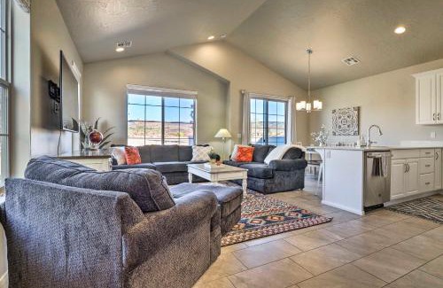 Sienna Hills Casa | Washington Townhome with Patio and Resort Perks!