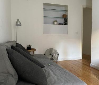 Santos Apartamento | Watching Lisbon Apartments