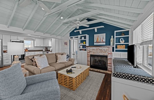 Oriental Cabaña | Water Street Cottage - Waterfront Destination