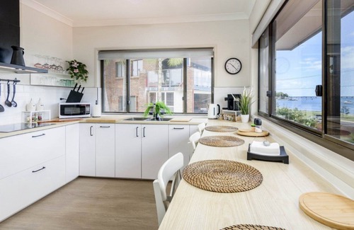 Bellara Apartamento | Water Views From Your Window